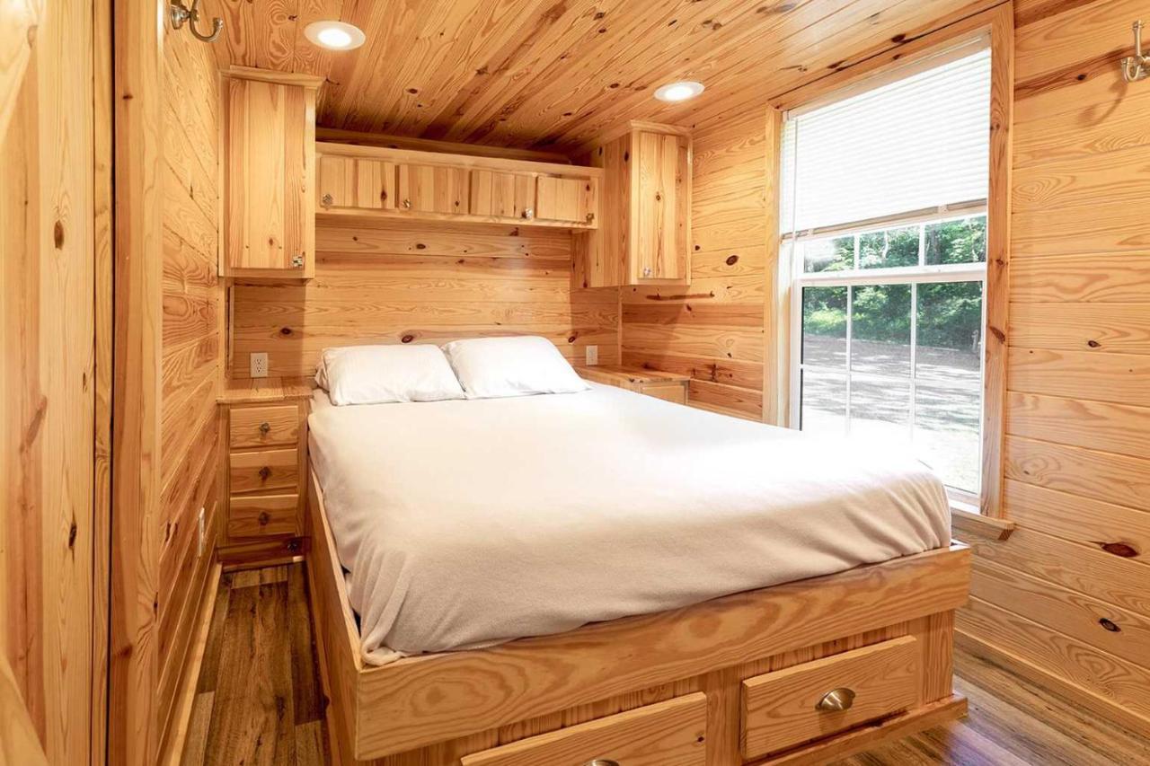 Halesford Harbour Resort - Smith Mountain Lake Moneta エクステリア 写真