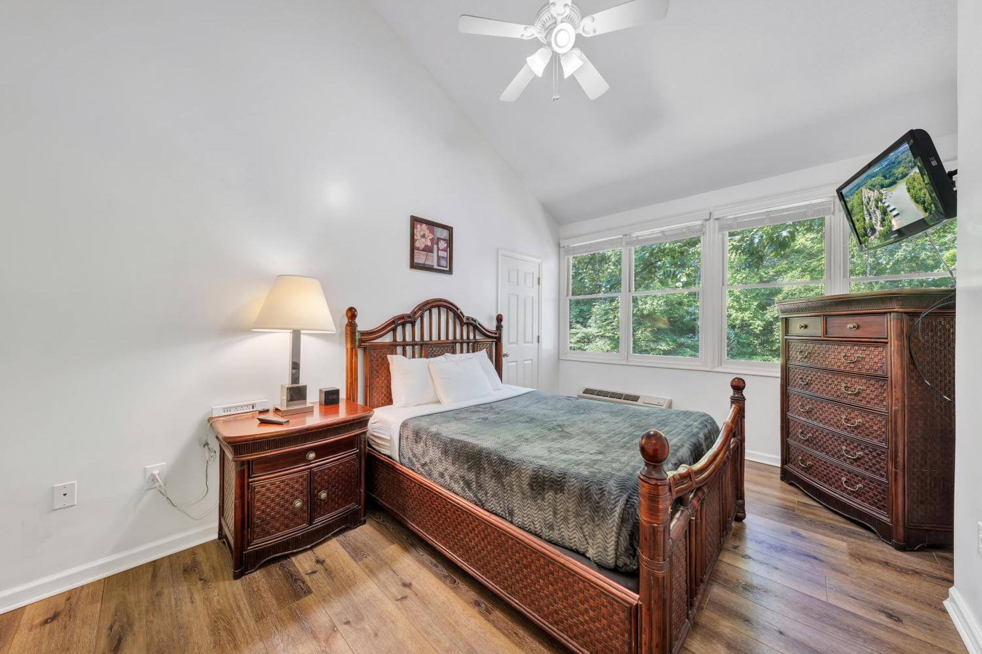 Halesford Harbour Resort - Smith Mountain Lake Moneta エクステリア 写真